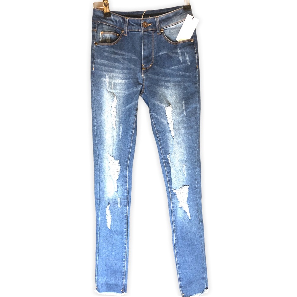NaNa JEANS - NWT!